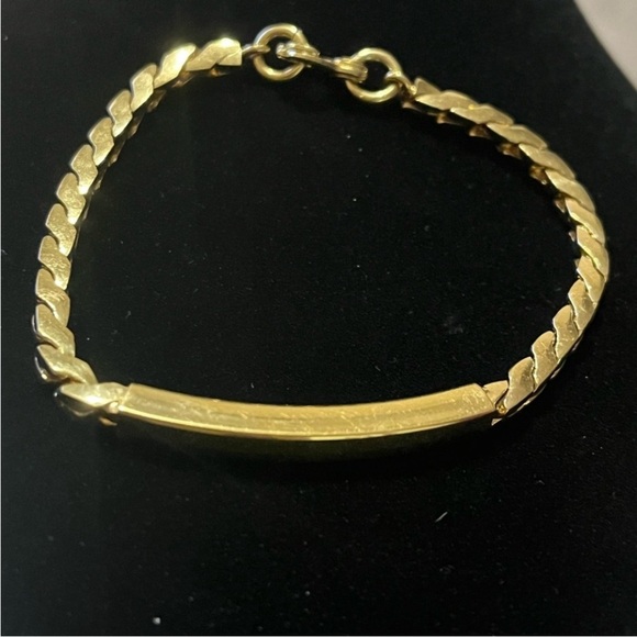 Gold-Tone Engravable Chain Bracelet w/Clasp - Picture 1 of 10